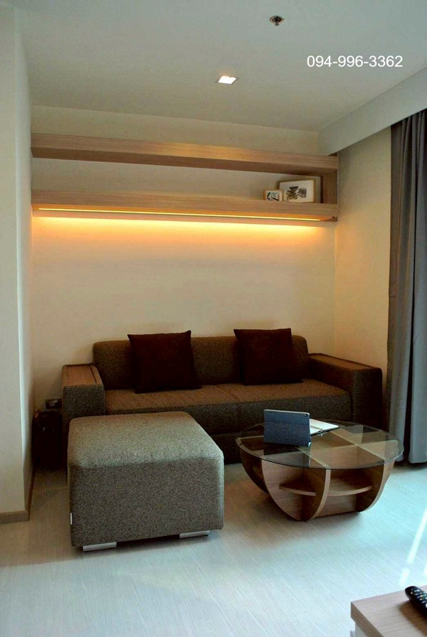 For sale RHYTHM SUKHUMVIT 36-38 ใจกลางทองหล่อ ใกล้ BTS ชั้น 10 วิวสระ โทร 094-9963362